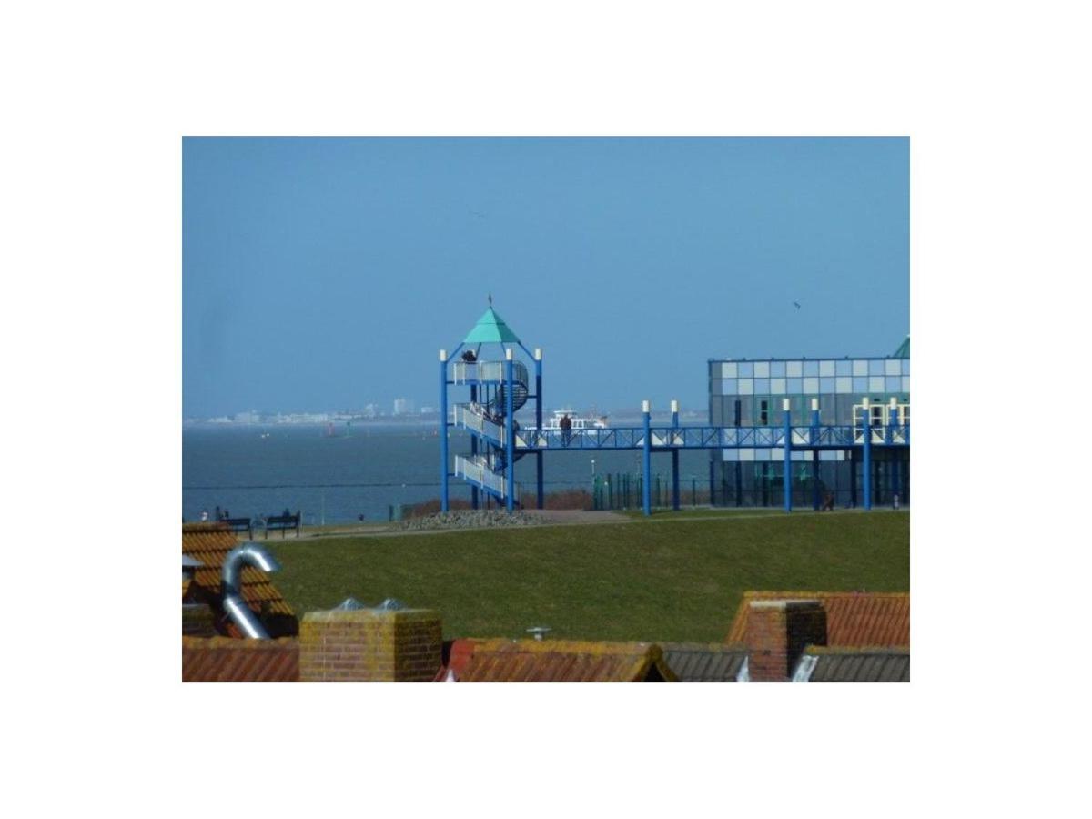 Ferienwohnung Residenz Am Sandstrand Norddeich Norden Bagian luar foto