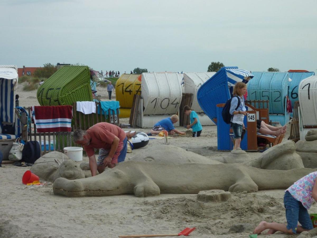 Ferienwohnung Residenz Am Sandstrand Norddeich Norden Bagian luar foto